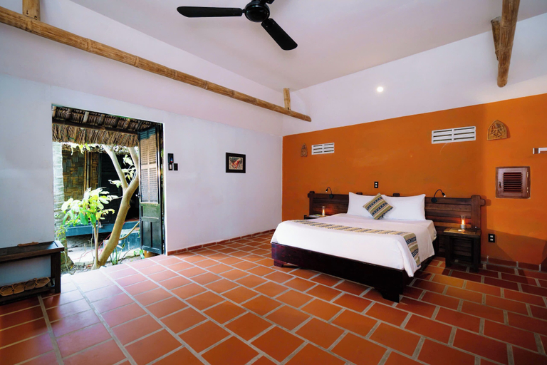 Bedroom 5, Whale Island Resort, Van Ninh