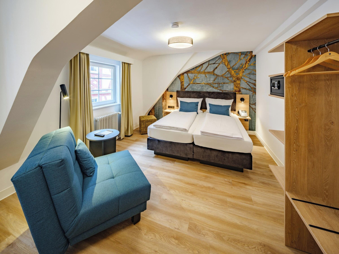 Bedroom 4, Goldener Engel Hotel - Restaurant, Bergstraße