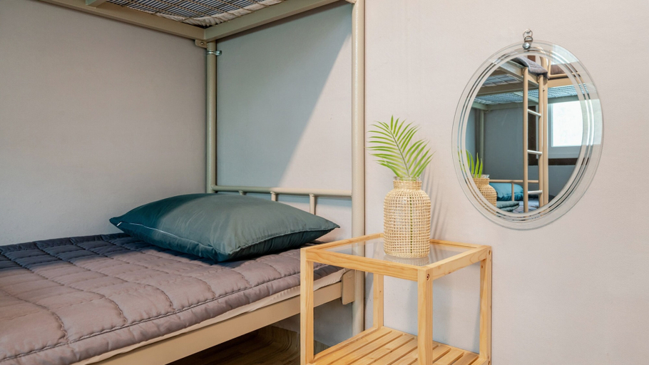 Bedroom 2, Gangneung Funny Group Pension, Gangneung