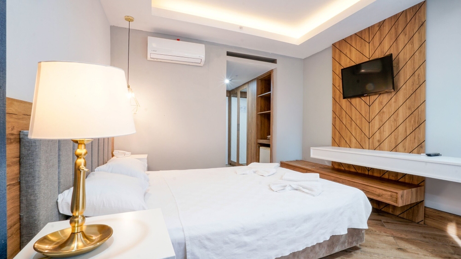 Bedroom 3, Istanbul Beach Hotel - All Inclusive, Kemer