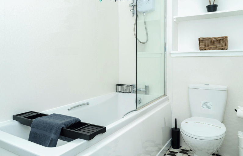 Bathroom 3, GreenStar Apartments, Dundee