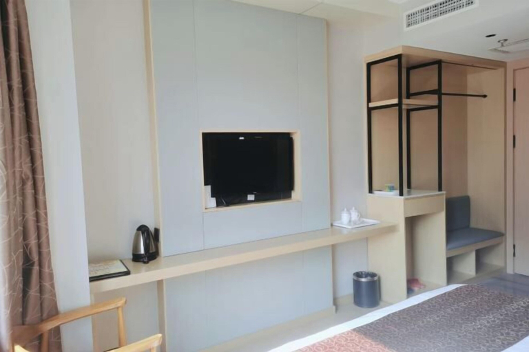 Bedroom 3, Zhenghe Holiday Hotel, Shangluo