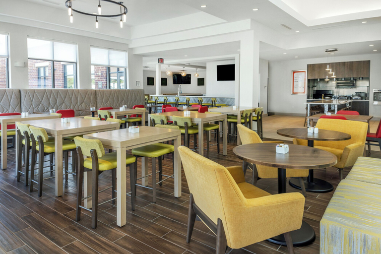 Food & Drinks 5, Hilton Garden Inn Sioux Falls South, Lincoln