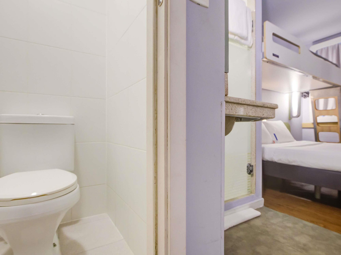 Bathroom 4, ibis budget Rj Copacabana, Rio de Janeiro