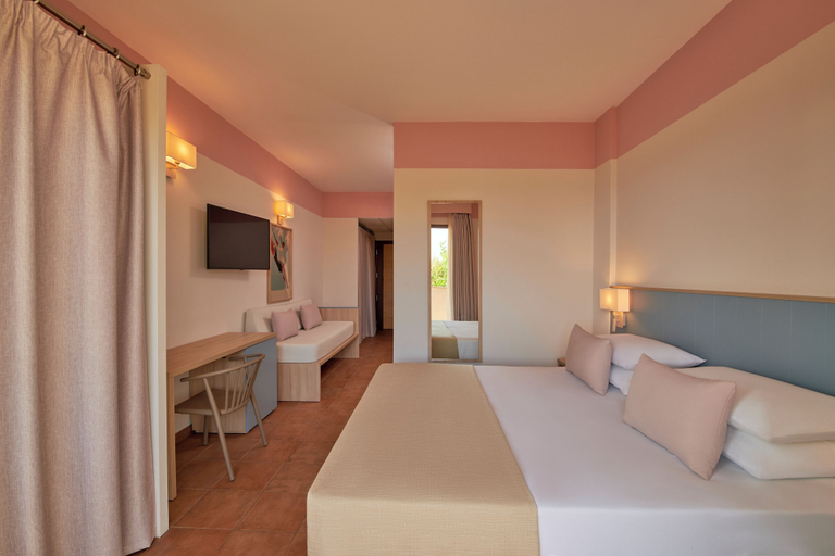 Bedroom 4, Serenusa Resort, Agrigento