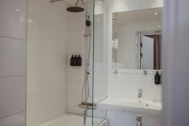 Bathroom 4, Home Hotel Drott, Karlstad