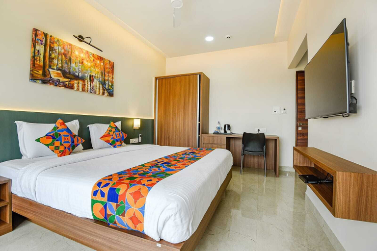 Bedroom 3, Swarnam Hotel, North Goa