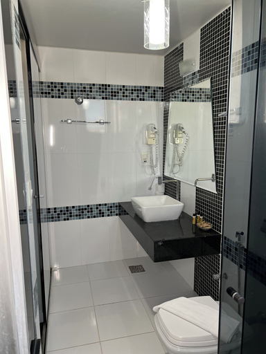 Bathroom 4, Hotel Ouro Norte, Janaúba