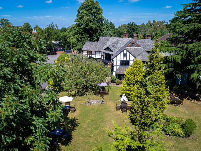 Exterior & Views 2, Thatchers Hotel, Surrey