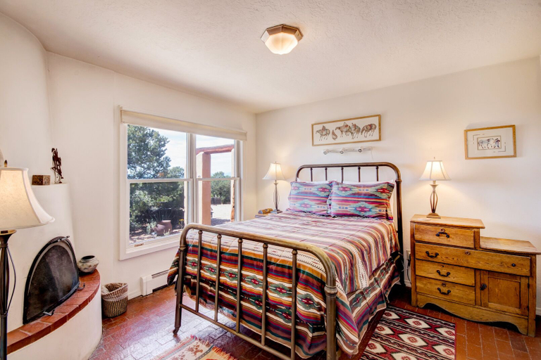 Bedroom 2, Moonstar by Kokopelli Property Management, Santa Fe
