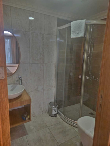 Bathroom 5, Grand Silay Hotel, Çankaya