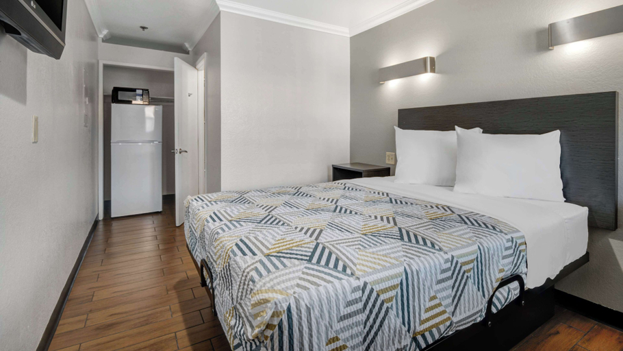 Bedroom 3, Studio 6 Ontario, Ca - Convention Center - Airport, San Bernardino