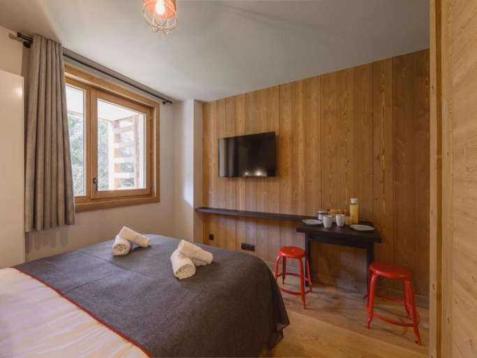 Room 3, Apartment With Mont Blanc View & Spa, Haute-Savoie
