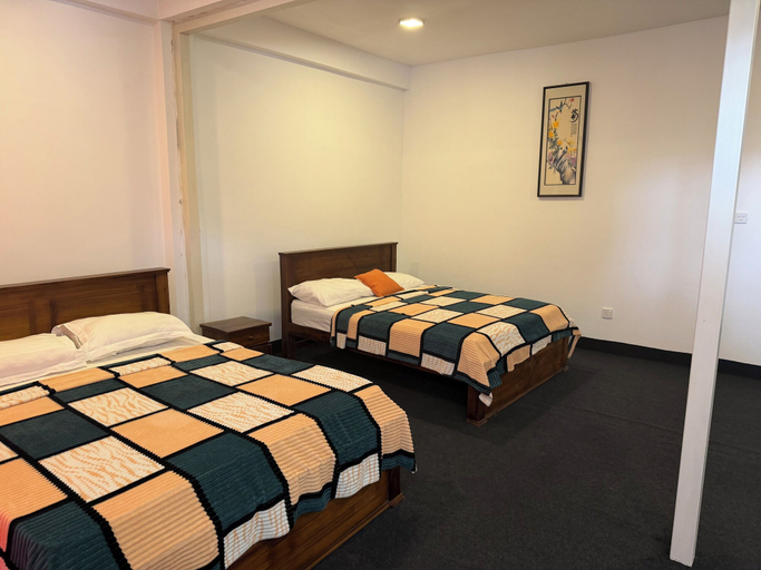 Bedroom 2, Thomasz Lodge, Kundasale