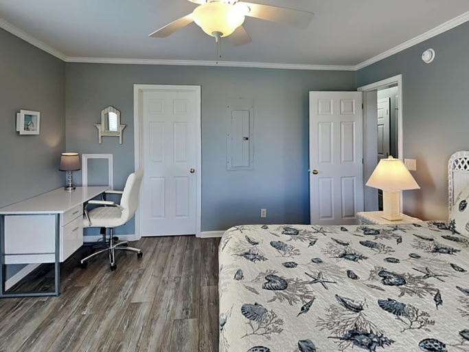 Bedroom 3, Starfish Escape by Topsail Realty, Onslow