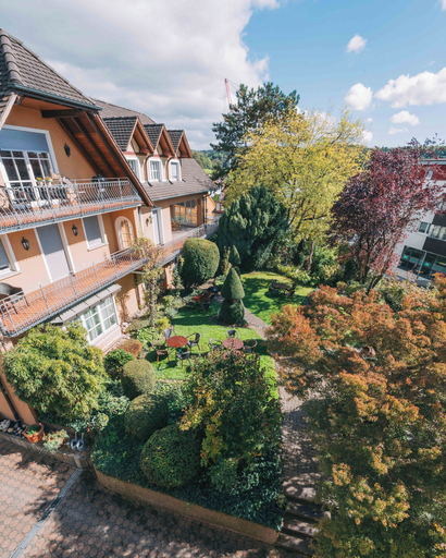 Outdoor dining, OCHSEN Stockach - Smart Stay, Konstanz