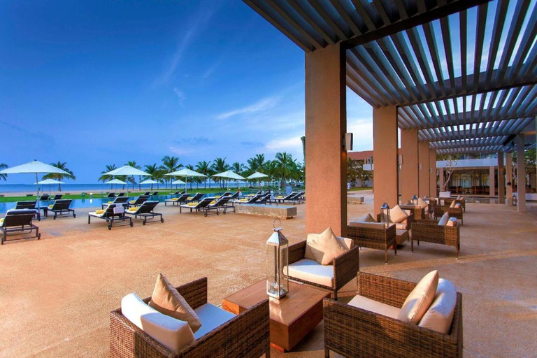 Food & Drinks 2, Amaya Beach, Koralai Pattu (Valachchenai)