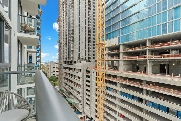 Balcony 3, Miami Worldcenter Building - Waterfront park - We Host, Miami-Dade