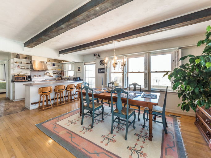 Food & Drinks, S.O.B. (Sweet Ol' Bill) by Topsail Realty, Pender