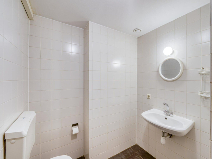 Bathroom 4, Located Near Maastricht Towards the Belgium Border, Eijsden