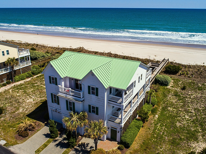 Exterior & Views 2, Oceans 111 by Topsail Realty, Pender