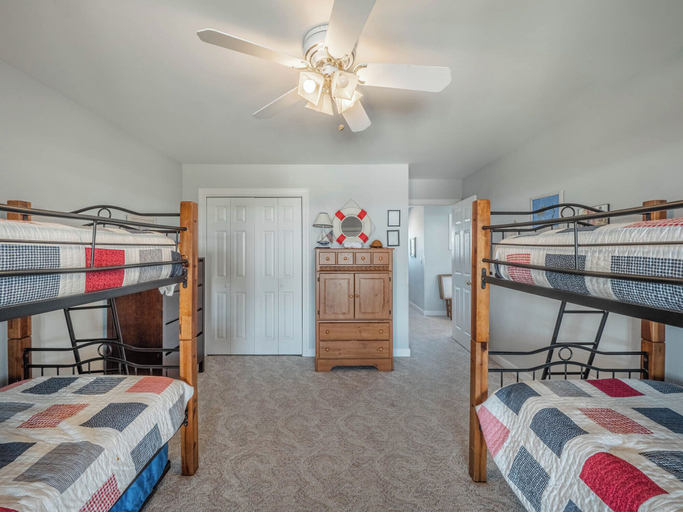 Bedroom 2, Serendipity by Topsail Realty