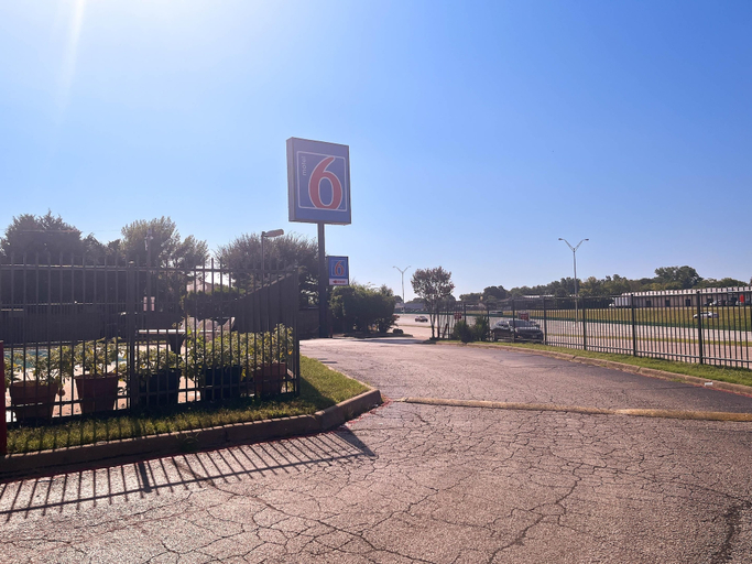 Primary image