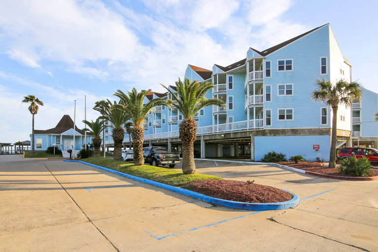 Others 2, Seascape 2113 in Galveston, Galveston