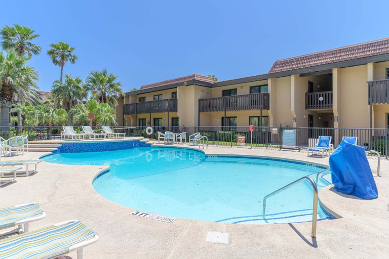Pool 4, Tiki 151 - Beach Access Standard 1br Condo 1 Bedroom Condo, Cameron