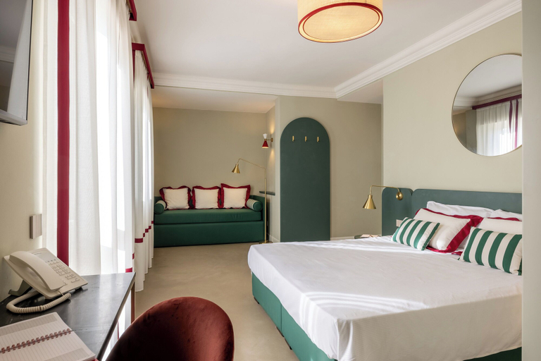 Bedroom 3, Hotel Sablé, Lucca