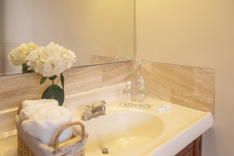Bathroom 4, Hotel Park Suites, Lima