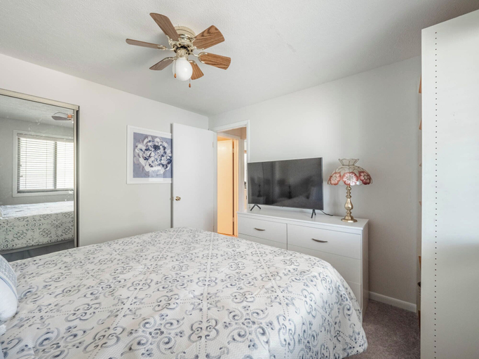Bedroom 3, Ocean Dunes by Carolina Retreats, New Hanover