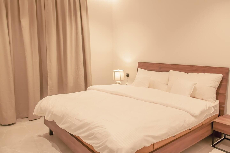 Room 5, Trendy and Cozy Apartment in Hittin Compound, Riyadh