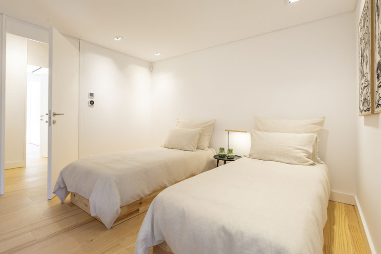 Room 5, Havenwood Villa by Cadenzalux, Cascais