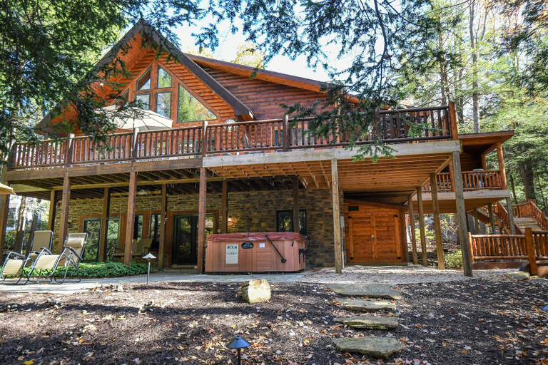 Others 5, Claralea Lodge by Taylor Made Deep Creek, Garrett