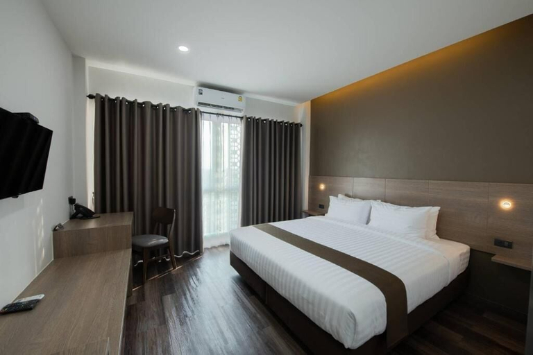 Bedroom 2, The Vienna Place Hotel, Muang Loei