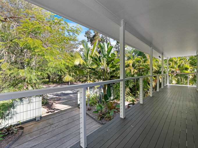 Reception 4, The Palms - Beach Retreat With Pool, Garden, BBQ, Hervey Bay - Pt A