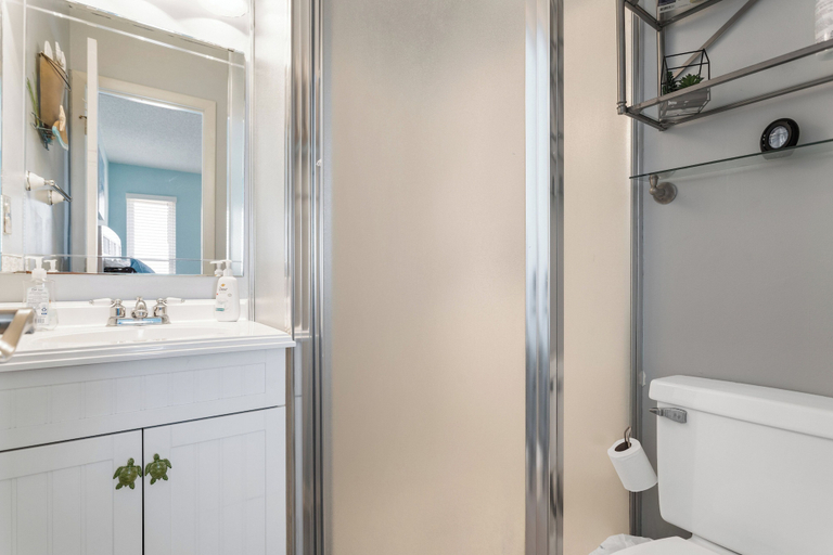 Bathroom 4, A Wave From It All by Topsail Realty, Onslow