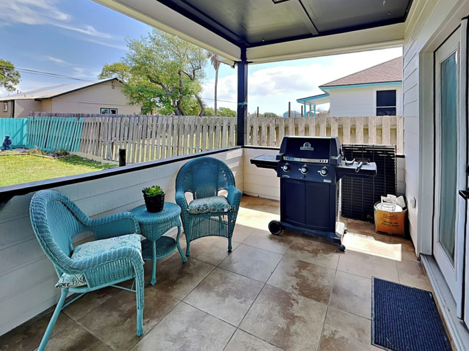 Others 5, Bayside Abode by Miss Kitty’s, Aransas