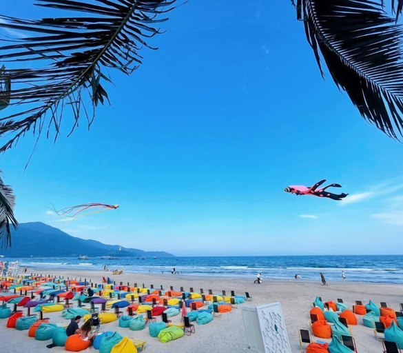 Surfing/boogie boarding, Seaflow Staycation, Da Nang