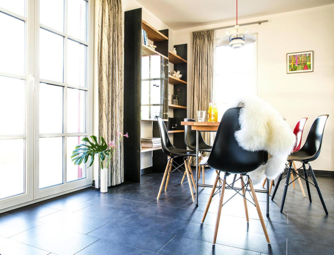 Dining 5, Luxushaus Boddenkuste mit Sauna, Vorpommern-Rügen