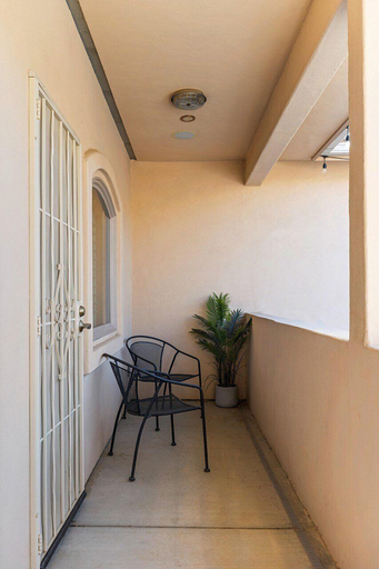 Interior 5, Hilltop Haven Near Joshua Tree National Park, San Bernardino