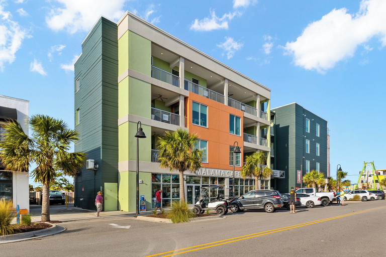 Exterior & Views 2, Boardwalk Pent House by Carolina Retreats, New Hanover