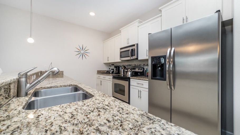 Interior 4, Bch3027, Osceola