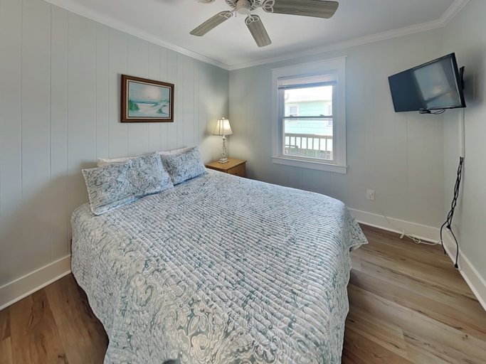 Bedroom 3, Kirk's Mema's Beach by Topsail Realty, Pender