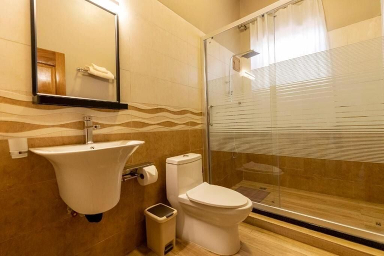 Bathroom 3, Inganzo boutique hotel, Gasabo