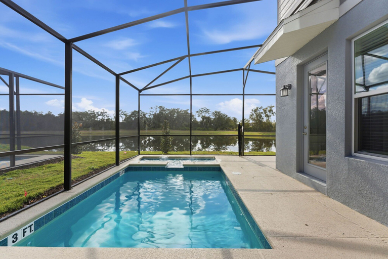 Room 4, Stylish Family Villa Themed Rooms Pool, Osceola