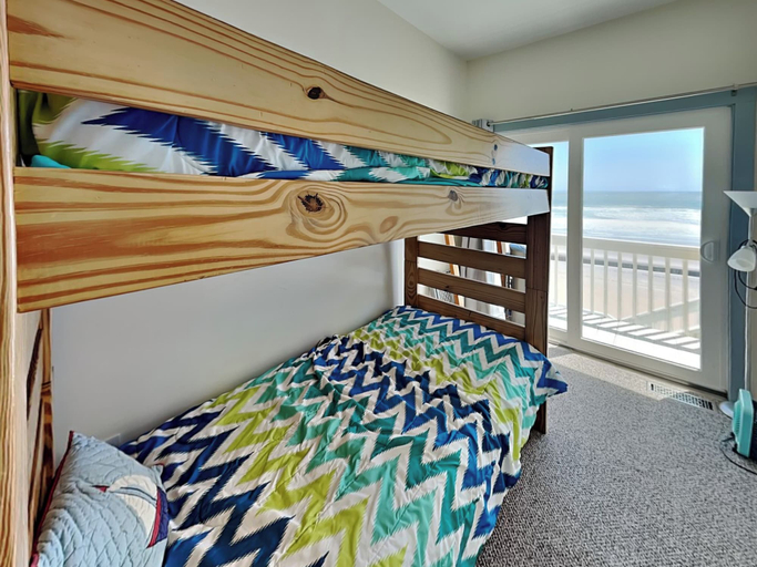 Bedroom 2, Sundance by Topsail Realty, Pender