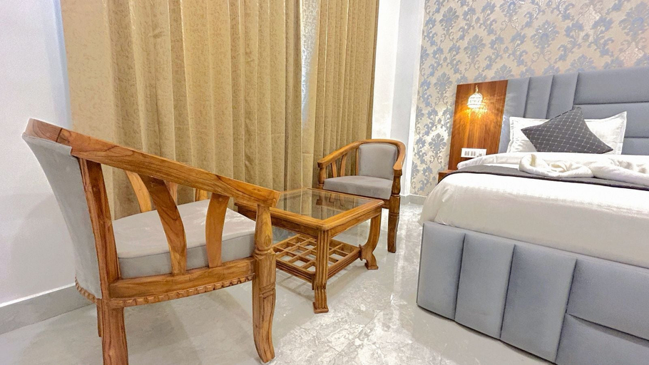 Room 3, LA VISTA RESIDENCY, Garhwal