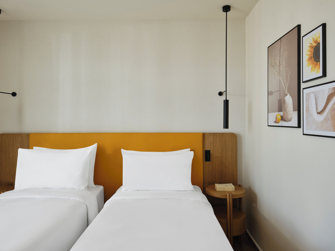 Bedroom 4, Hilton Garden Inn Chania City, Crete